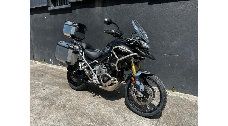 TRIUMPH TIGER 1200 RALLY PRO