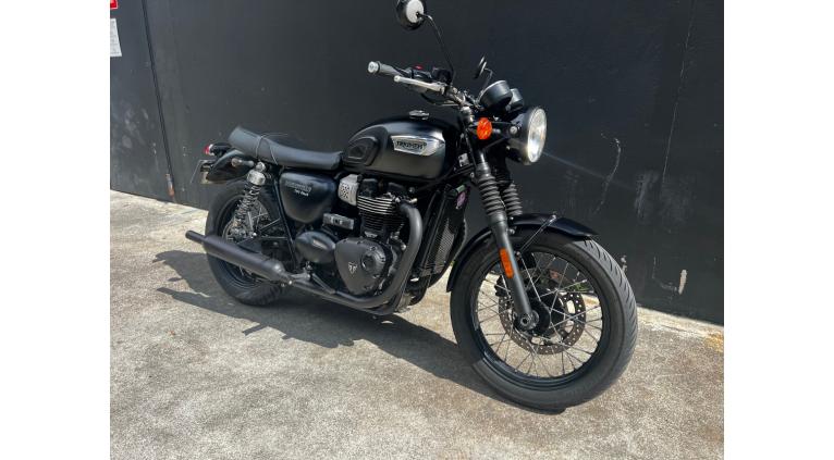 TRIUMPH Bonneville T100