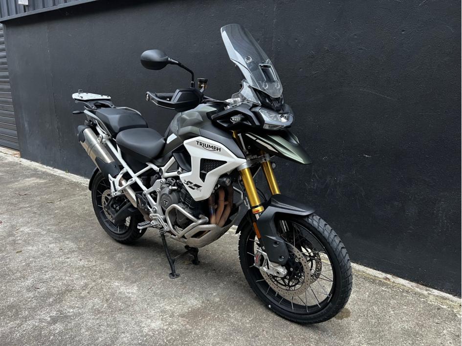 TRIUMPH TIGER 1200 RALLY PRO